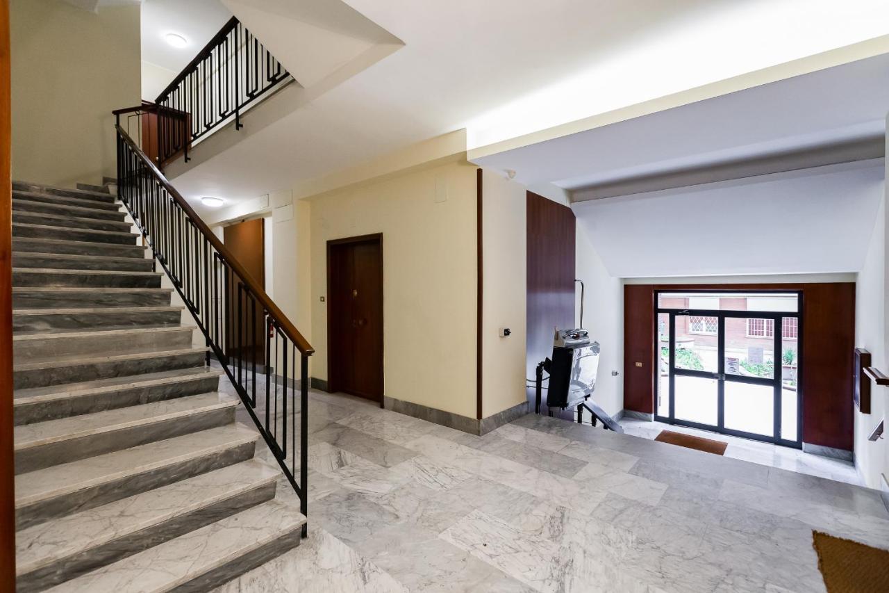 Vatican Andrea'S Apartment โรม ภายนอก รูปภาพ